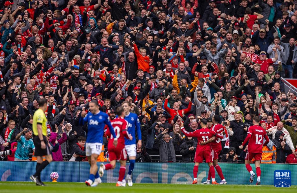 队报：法国队世界杯26人大名单已经确定16人，竞争很激烈（队报：法国队世界杯26人名单已锁定16席，名额之争白热化）